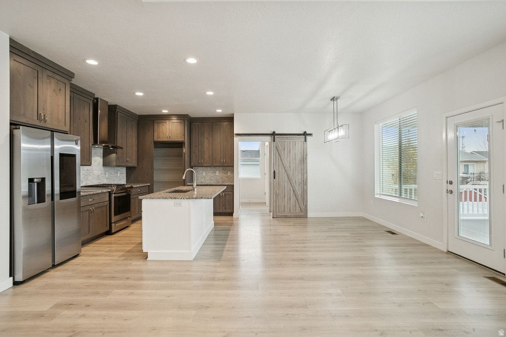 895 DUNES DR Syracuse, UT 84075