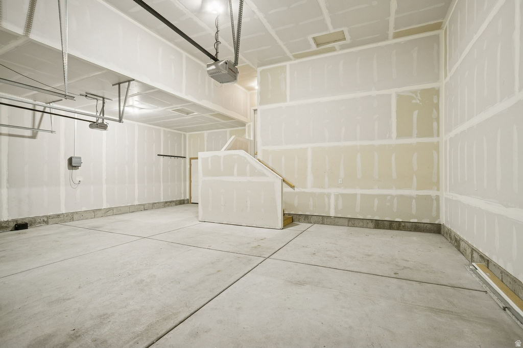 895 DUNES DR Syracuse, UT 84075