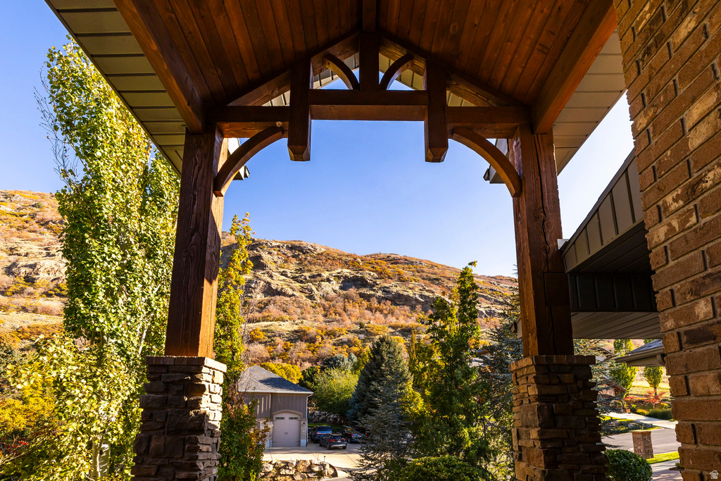 2412 E BEAR HILLS DR Draper, UT 84020