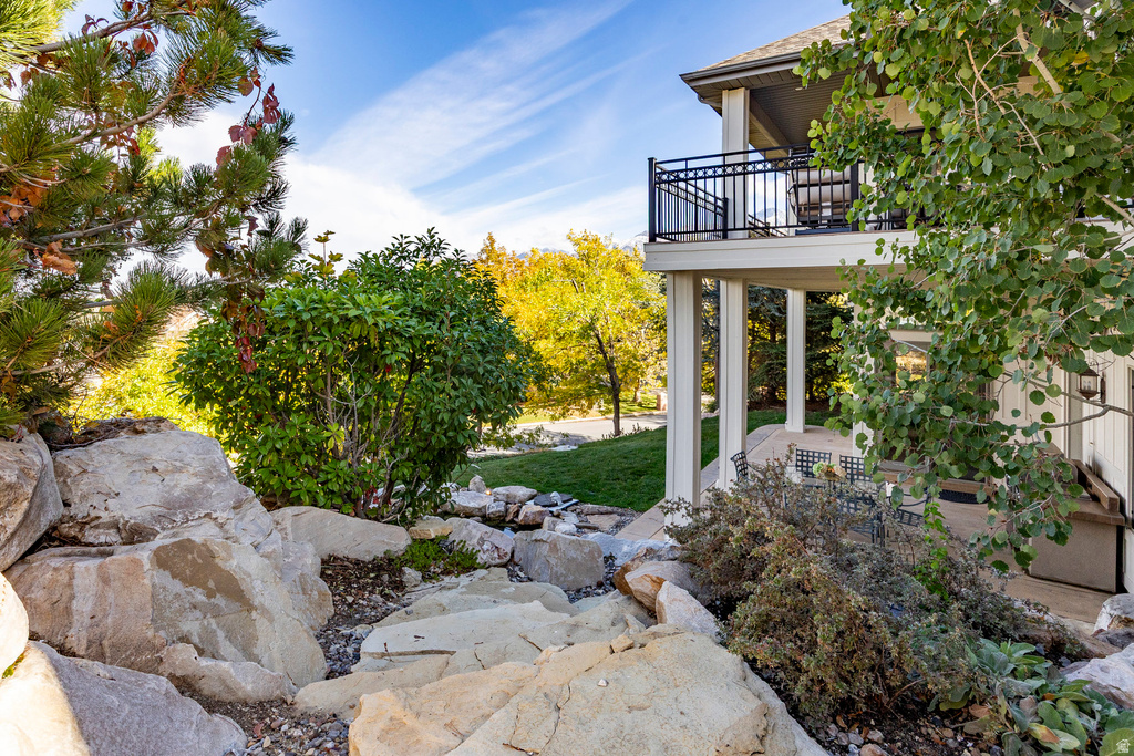 2412 E BEAR HILLS DR Draper, UT 84020