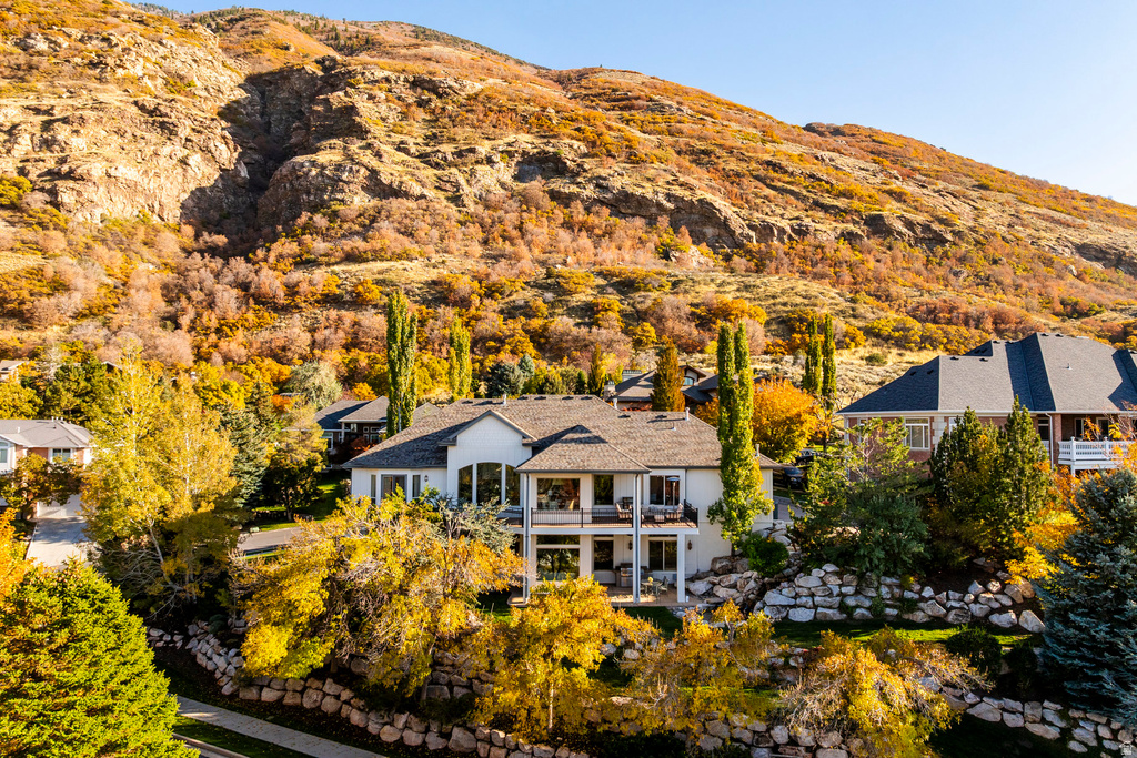 2412 E BEAR HILLS DR Draper, UT 84020