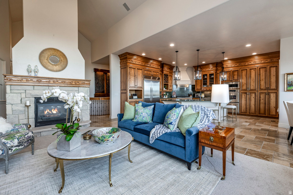 2412 E BEAR HILLS DR Draper, UT 84020