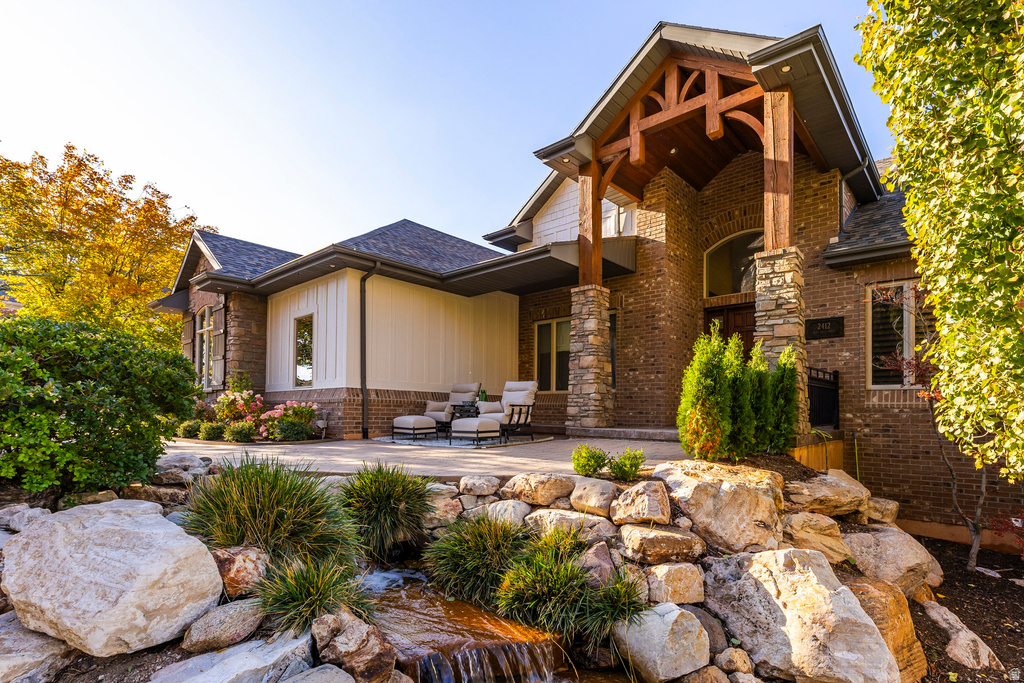 2412 E BEAR HILLS DR Draper, UT 84020