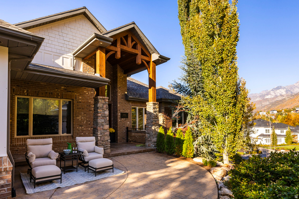 2412 E BEAR HILLS DR Draper, UT 84020