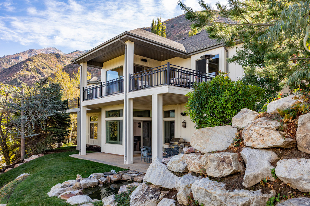 2412 E BEAR HILLS DR Draper, UT 84020