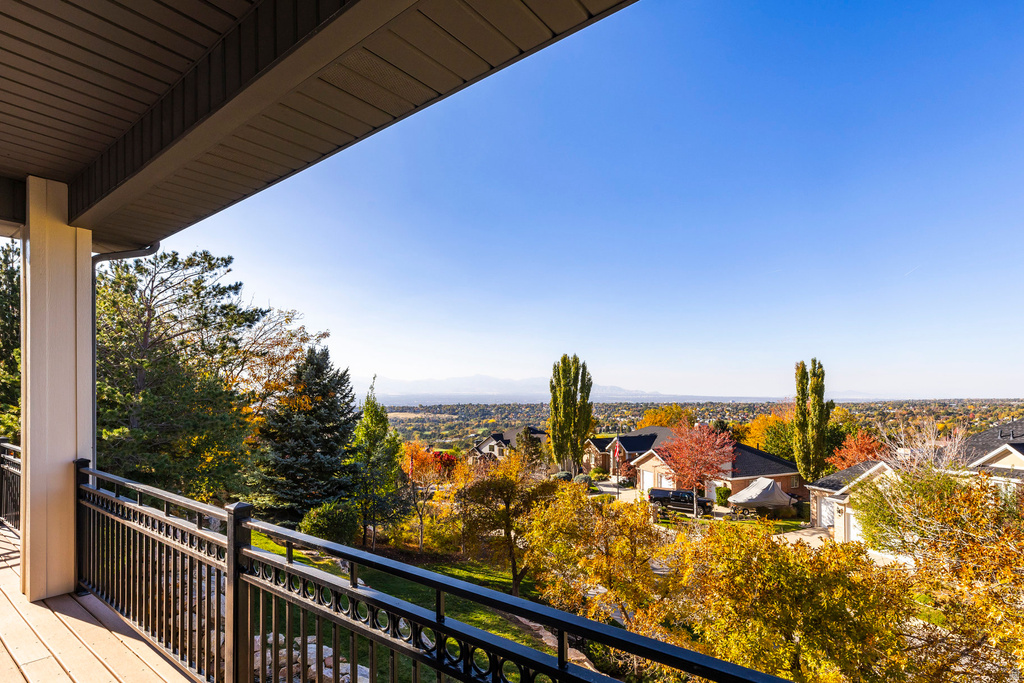 2412 E BEAR HILLS DR Draper, UT 84020