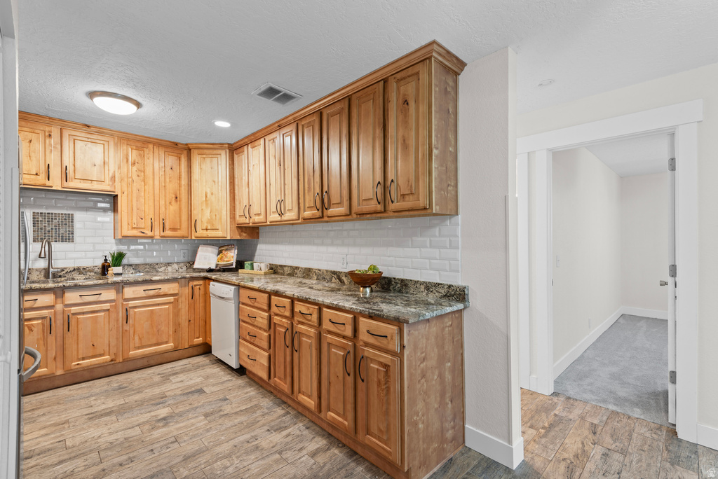 5976 S MONTE CARLO DR Salt Lake City, UT 84121