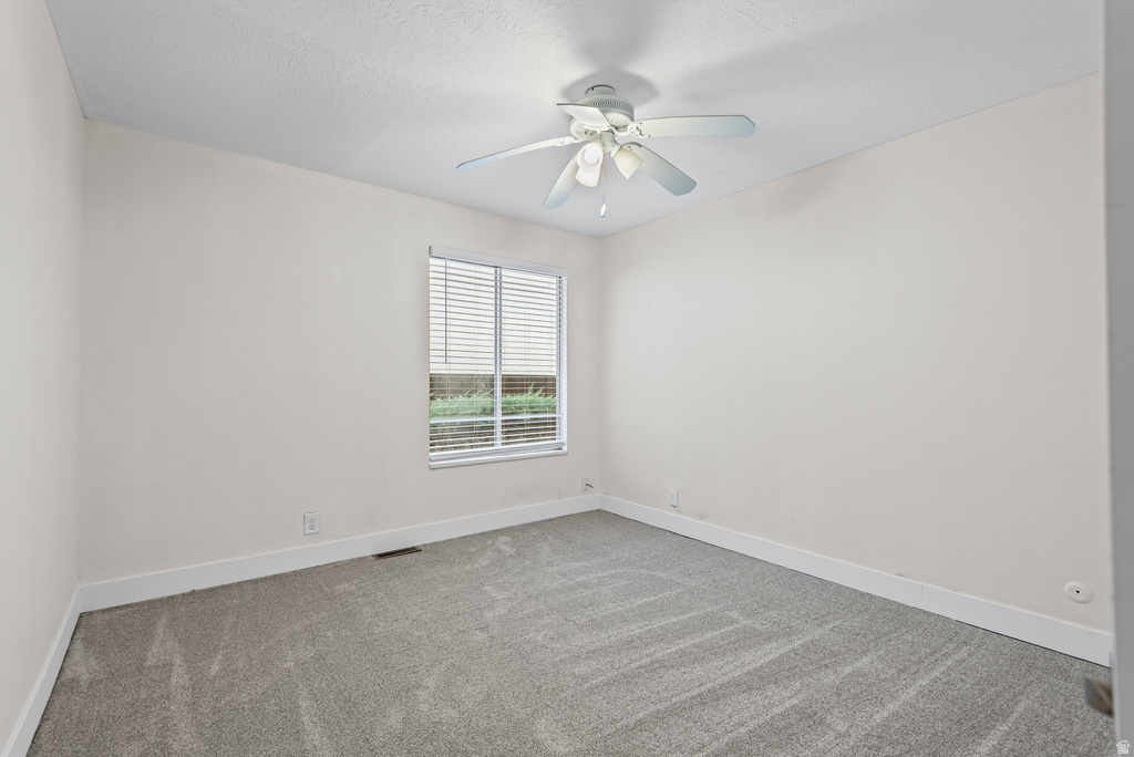 5976 S MONTE CARLO DR Salt Lake City, UT 84121