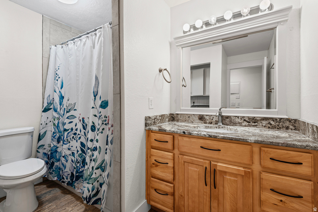 5976 S MONTE CARLO DR Salt Lake City, UT 84121