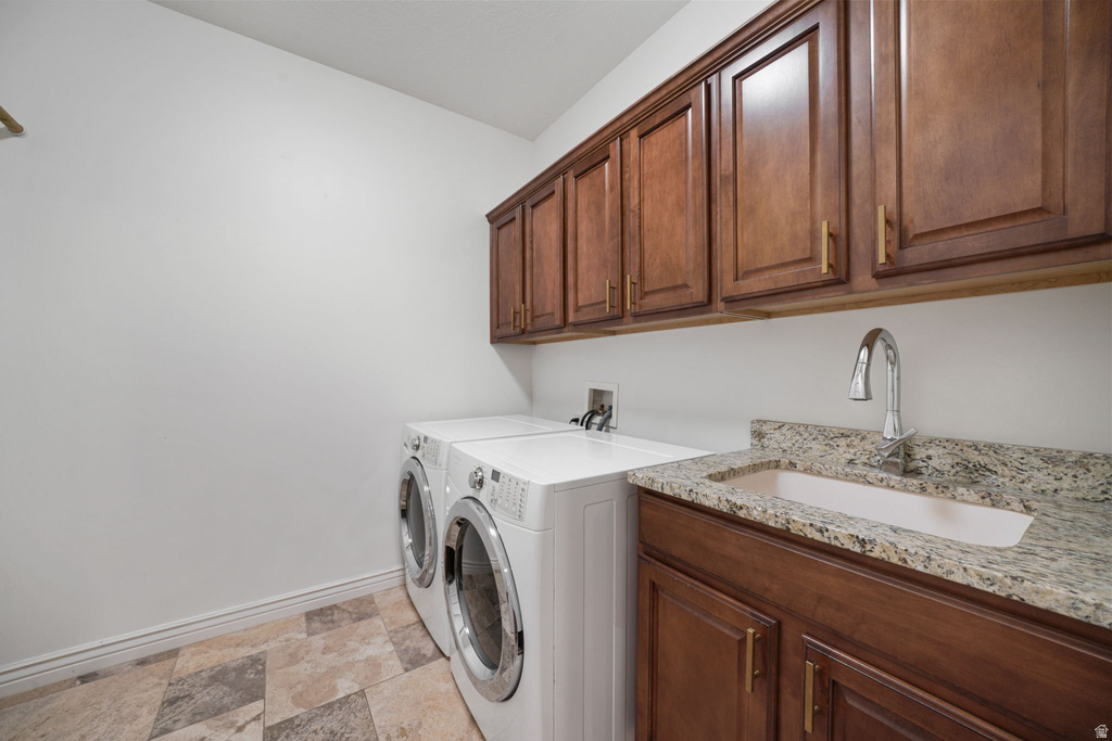 141 E COTTAGE CV Saratoga Springs, UT 84045