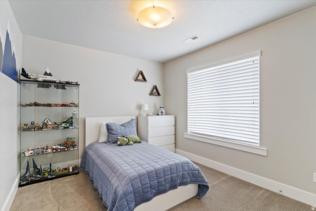 6043 N LARIAT LN Mountain Green, UT 84050