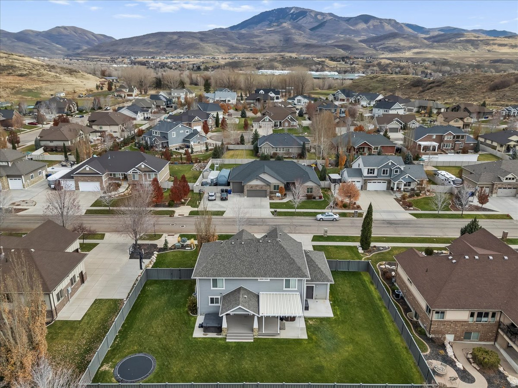 6043 N LARIAT LN Mountain Green, UT 84050