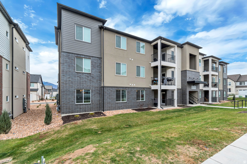 13746 S STORY LN #CC101 Riverton, UT 84096