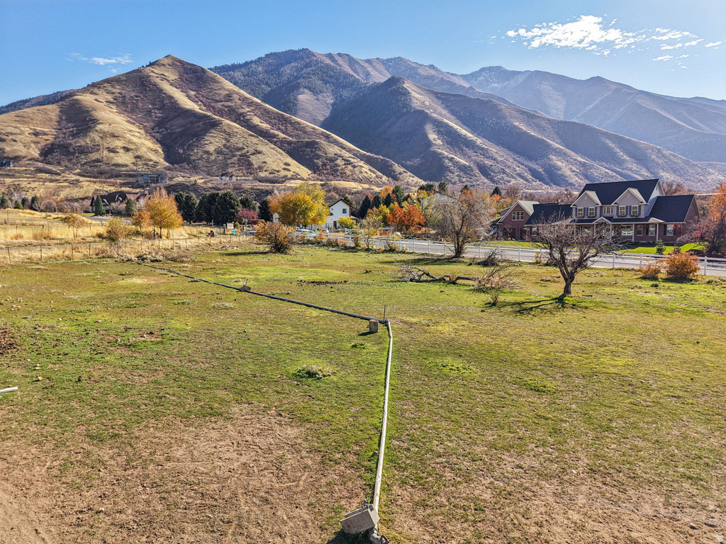 1377 E MAPLE ST Mapleton, UT 84664