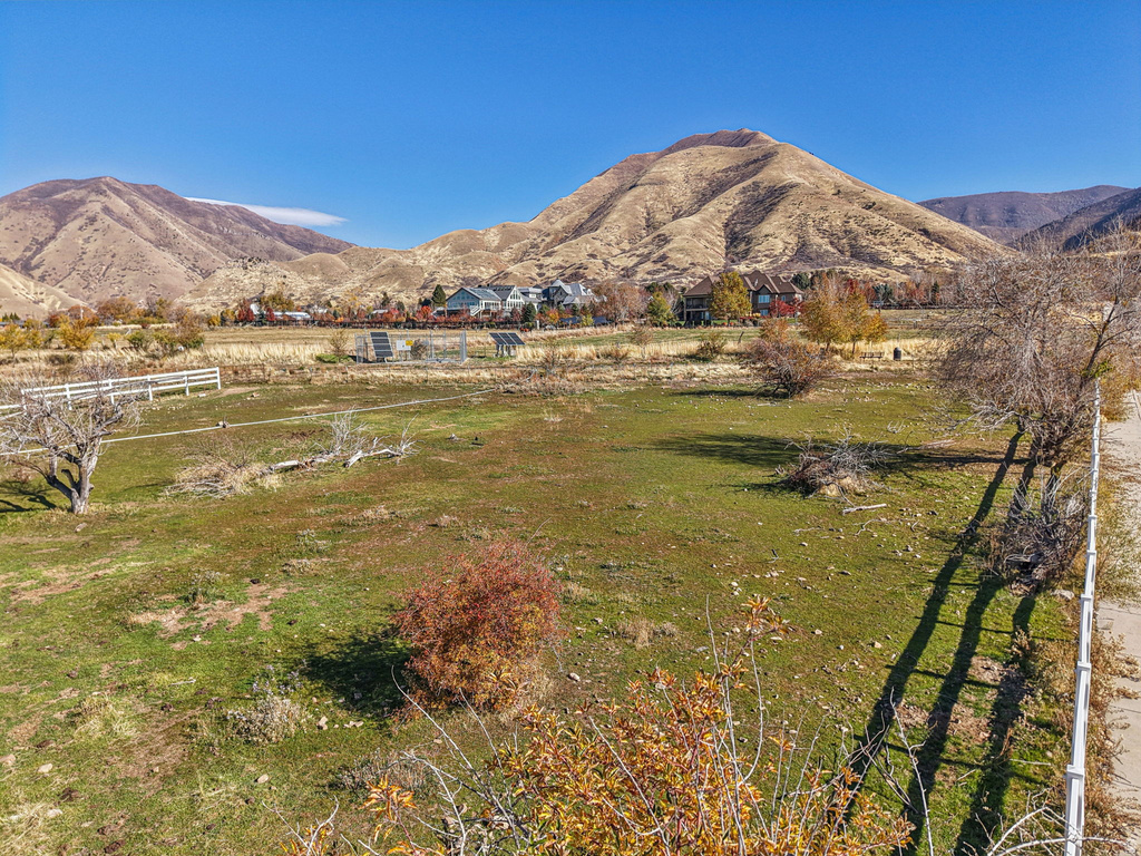 1377 E MAPLE ST Mapleton, UT 84664