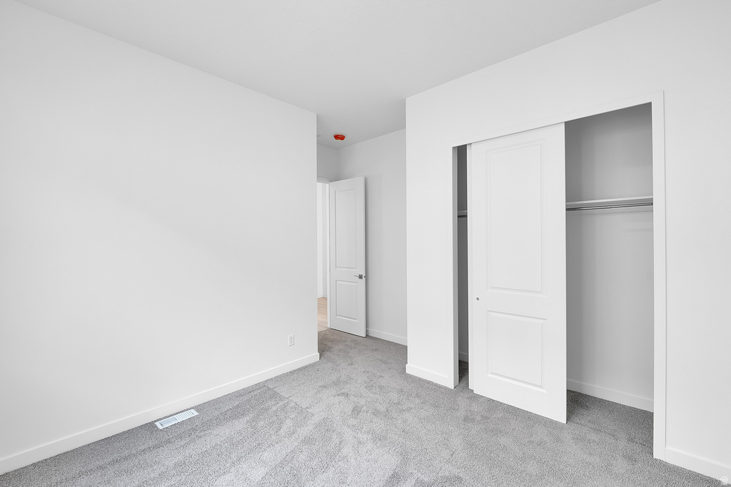 263 E POLARIS DR #104 Saratoga Springs, UT 84045