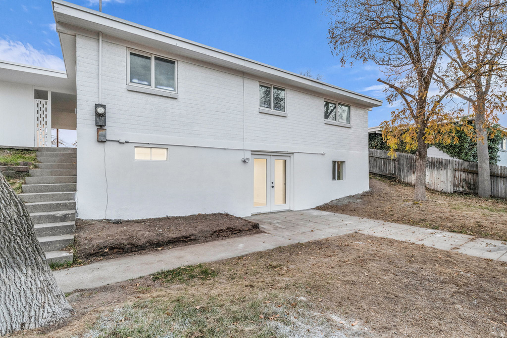 941 E CARNATION DR Sandy, UT 84094