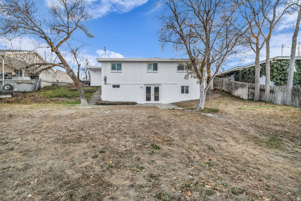 941 E CARNATION DR Sandy, UT 84094