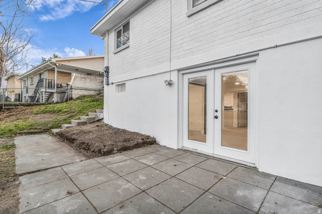 941 E CARNATION DR Sandy, UT 84094