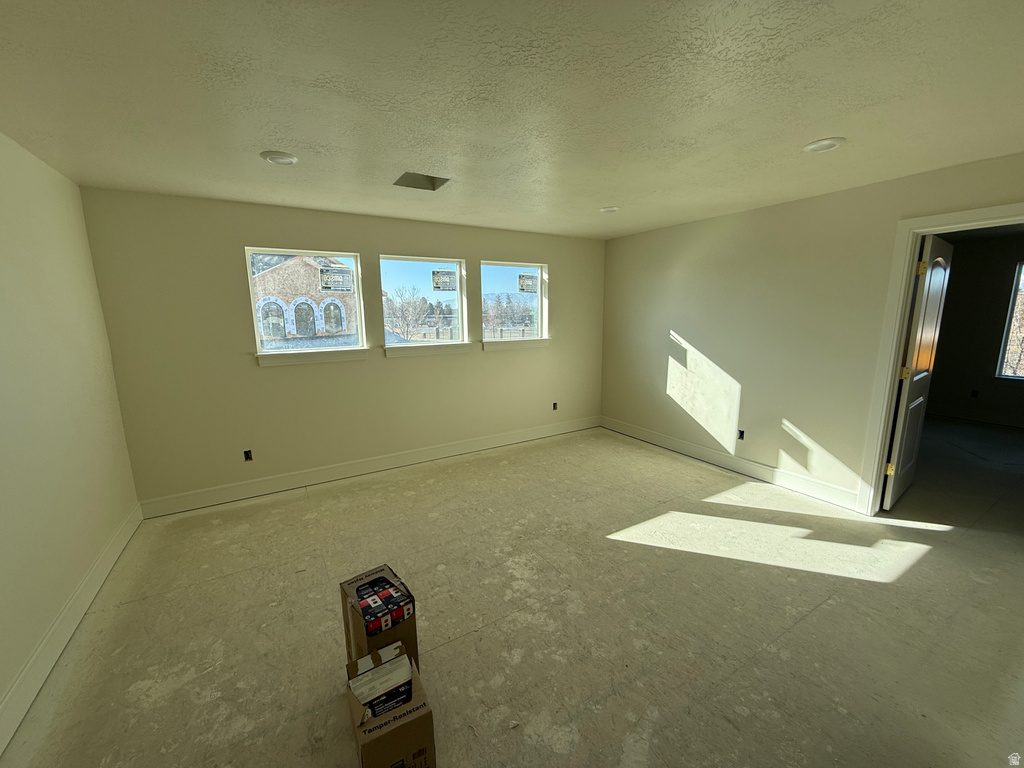 1089 N 950 CIR American Fork, UT 84003