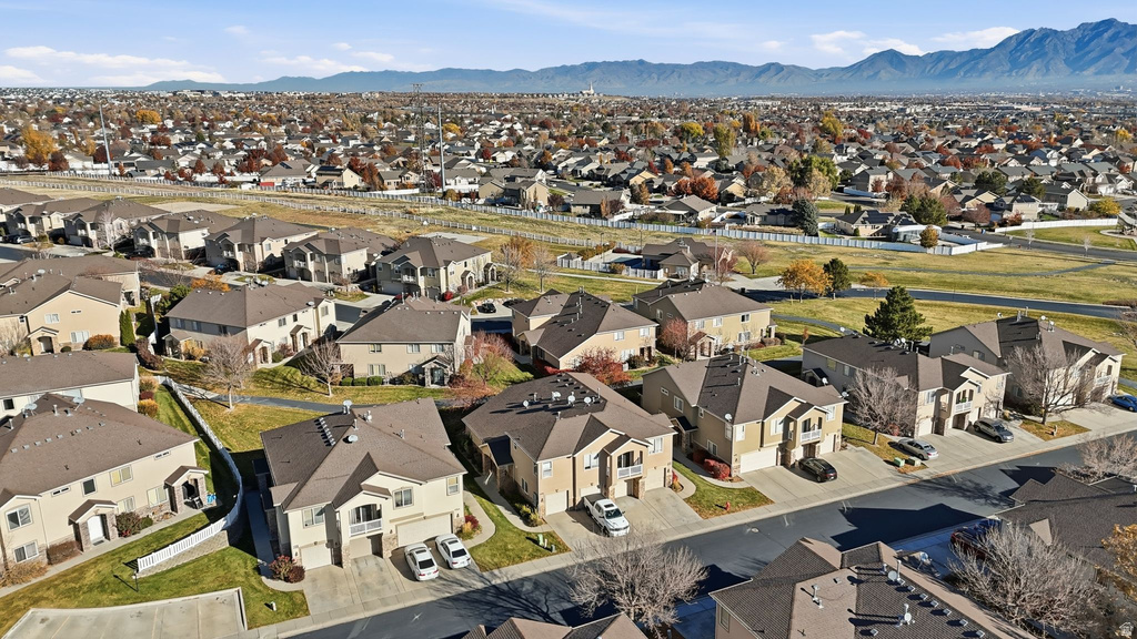 4758 W WAGON TRAIN DR Herriman, UT 84065