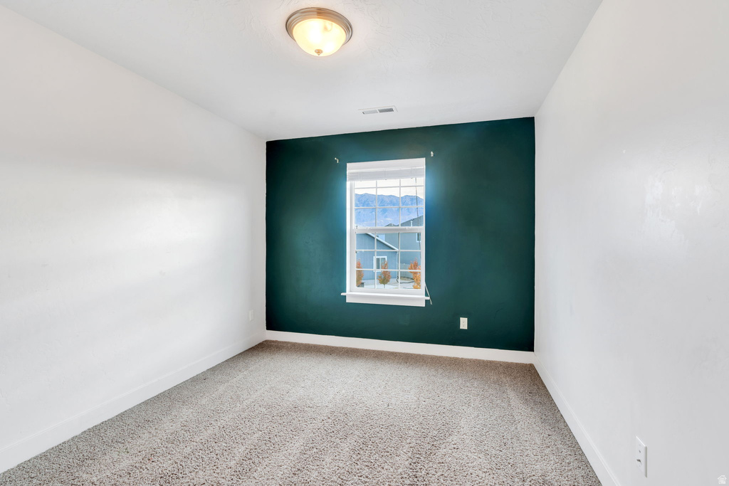 201 N 410 E Vineyard, UT 84059