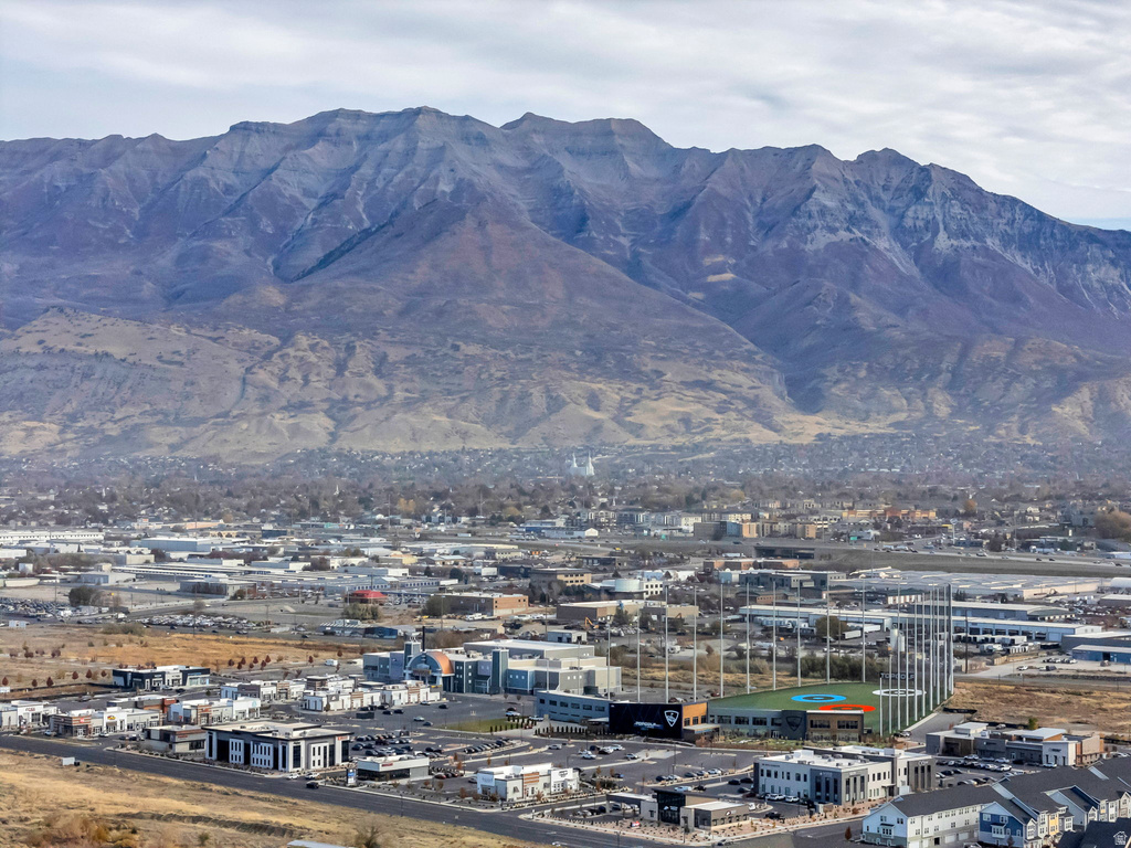 201 N 410 E Vineyard, UT 84059