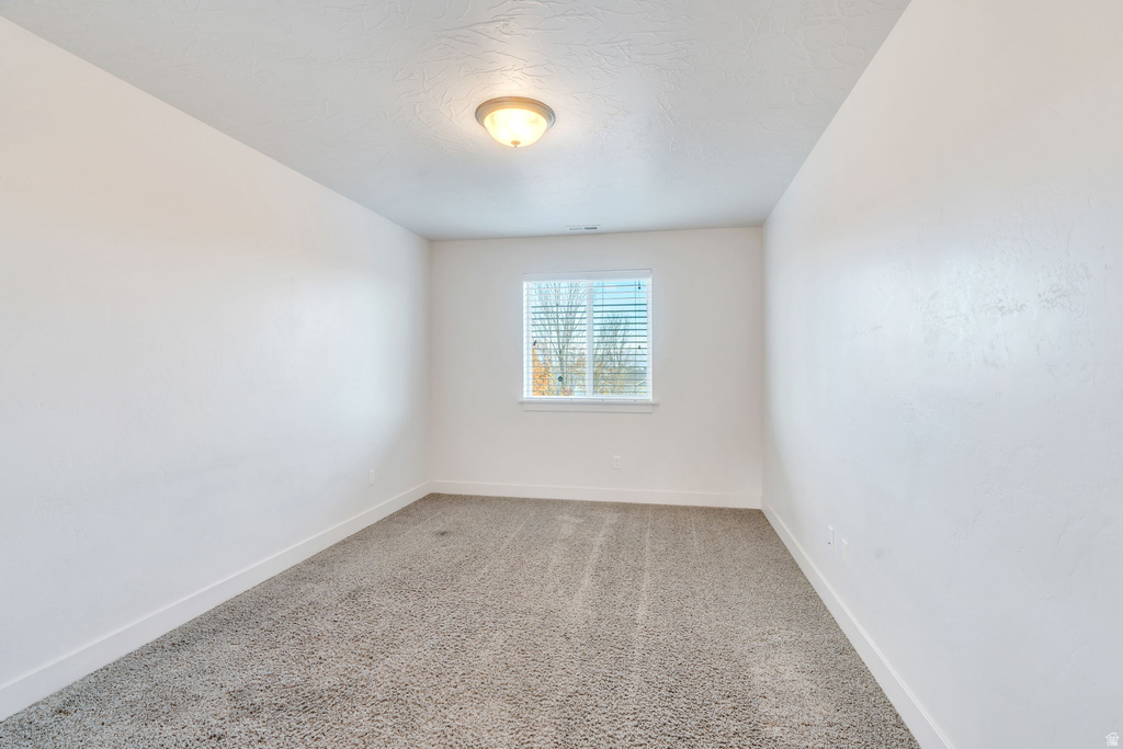 201 N 410 E Vineyard, UT 84059