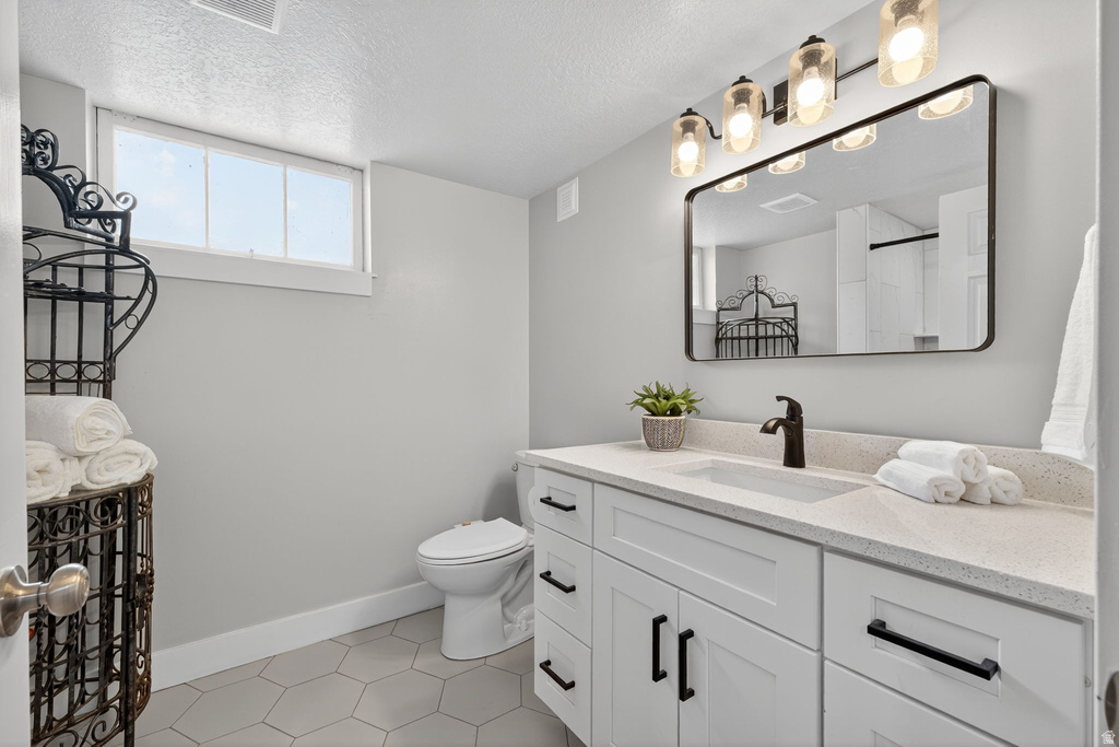 1657 E RUSHTON ST Ogden, UT 84401