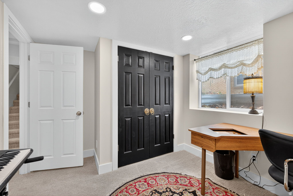 1657 E RUSHTON ST Ogden, UT 84401