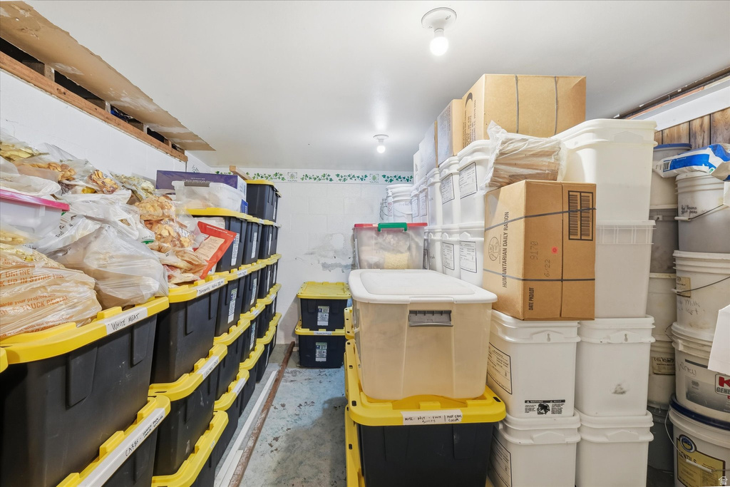 14376 N 6000 W Garland, UT 84312