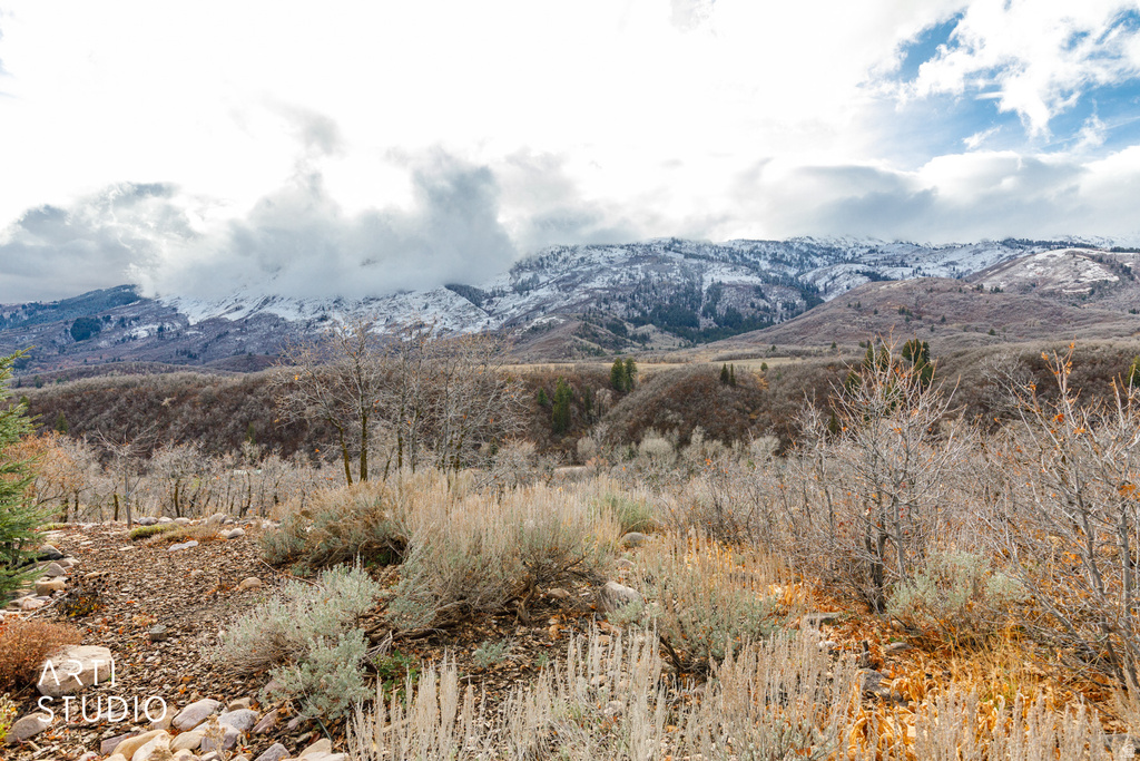 6679 N DURFEE CREEK RD Liberty, UT 84310