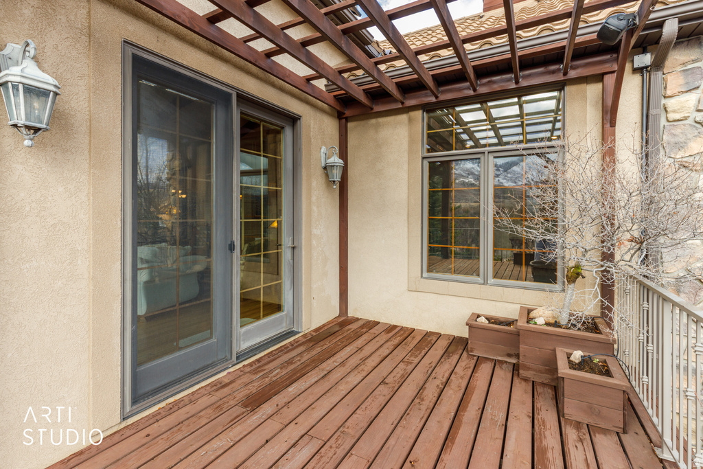 6679 N DURFEE CREEK RD Liberty, UT 84310