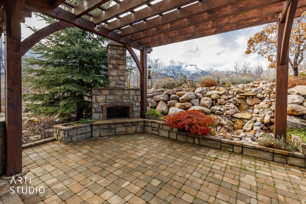 6679 N DURFEE CREEK RD Liberty, UT 84310