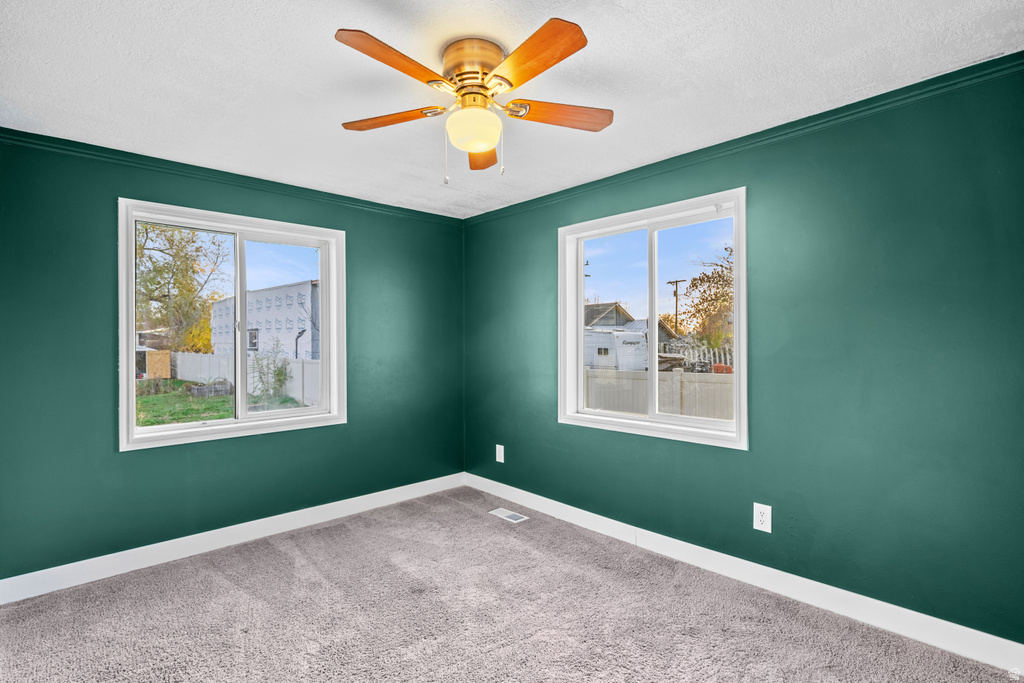 942 E GENTILE ST Layton, UT 84041