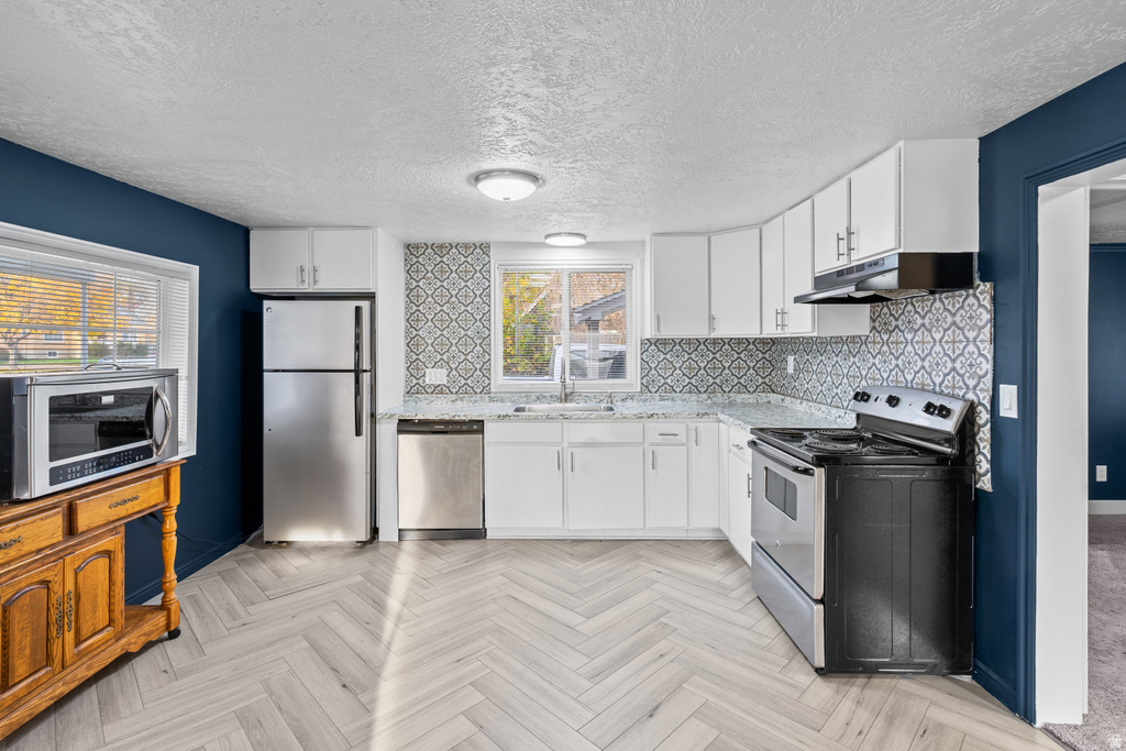 942 E GENTILE ST Layton, UT 84041