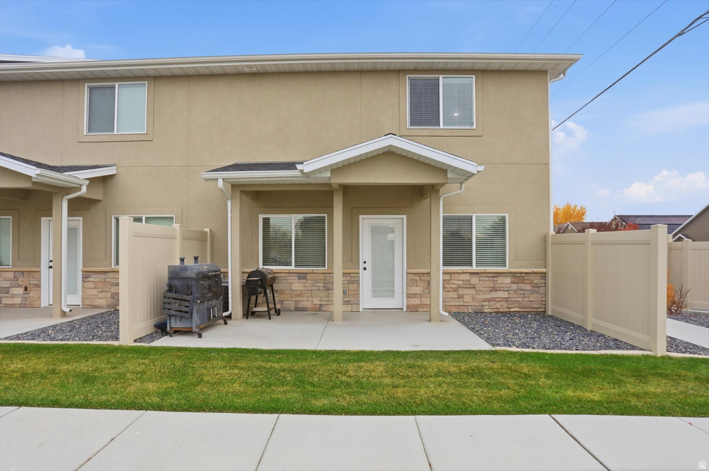 303 N CANTERBURY WAY Clearfield, UT 84015