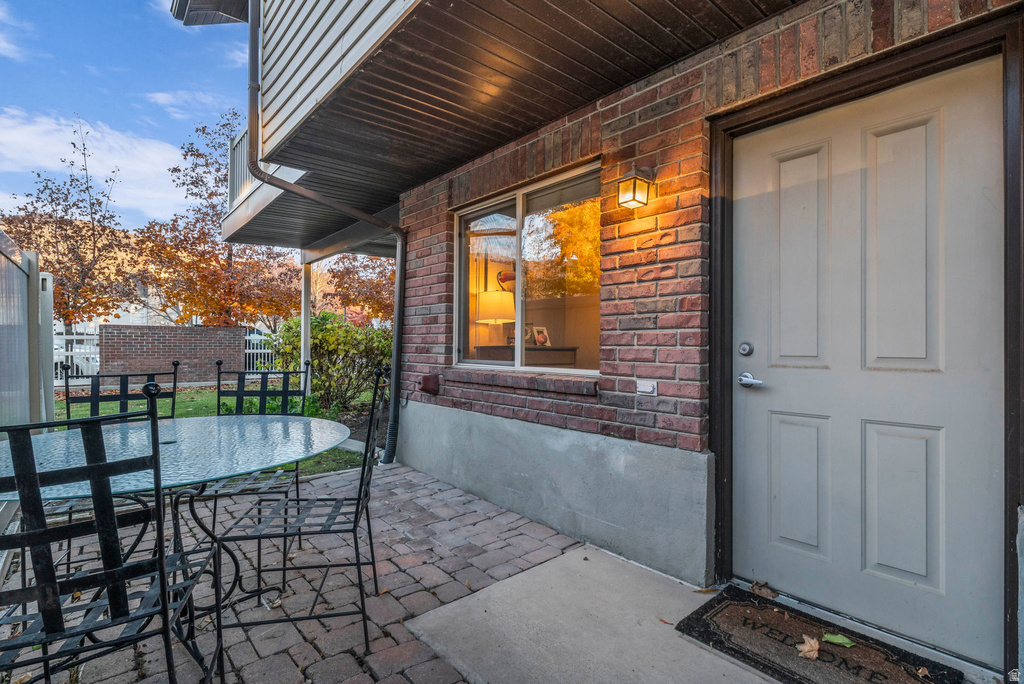 204 W LYMAN LN Bountiful, UT 84010