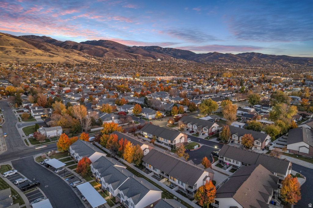 204 W LYMAN LN Bountiful, UT 84010