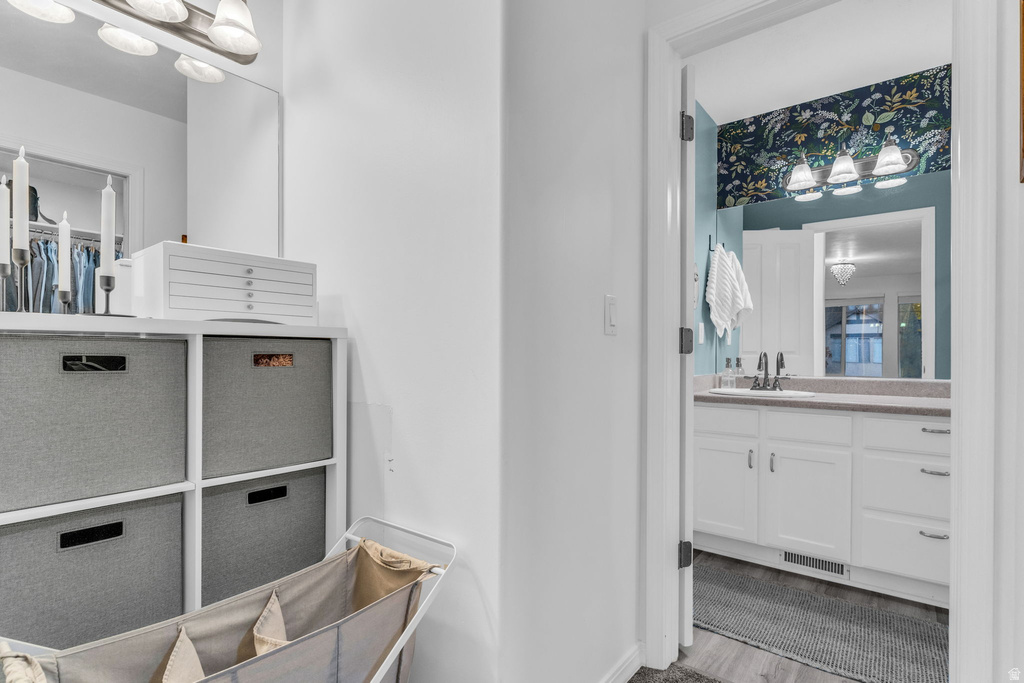 204 W LYMAN LN Bountiful, UT 84010