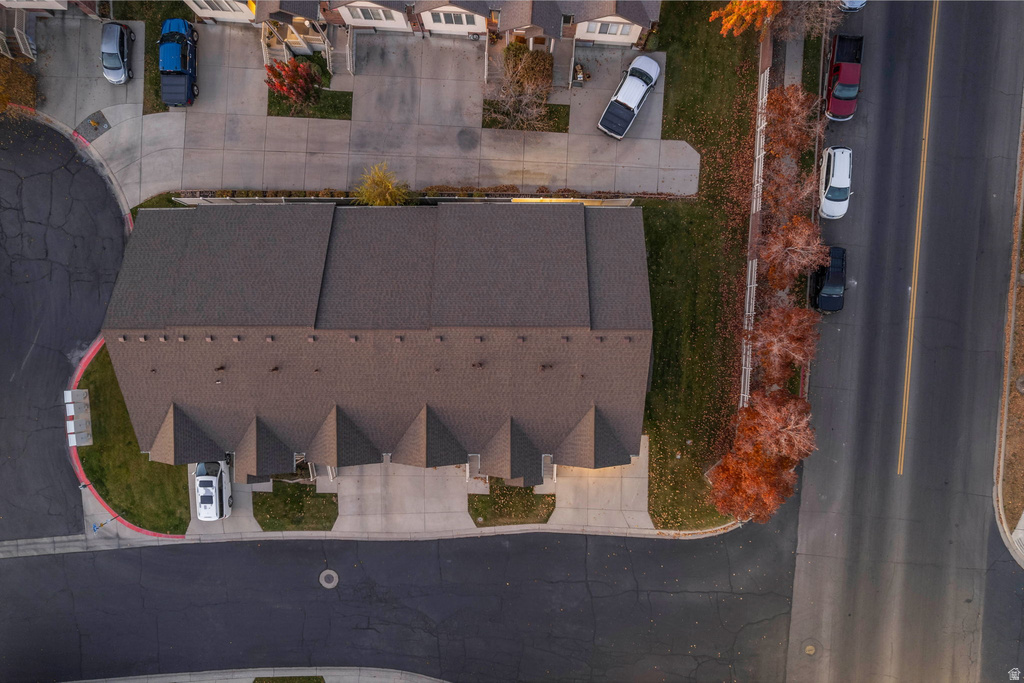 204 W LYMAN LN Bountiful, UT 84010