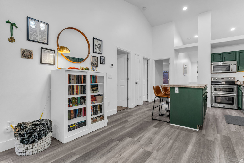 204 W LYMAN LN Bountiful, UT 84010