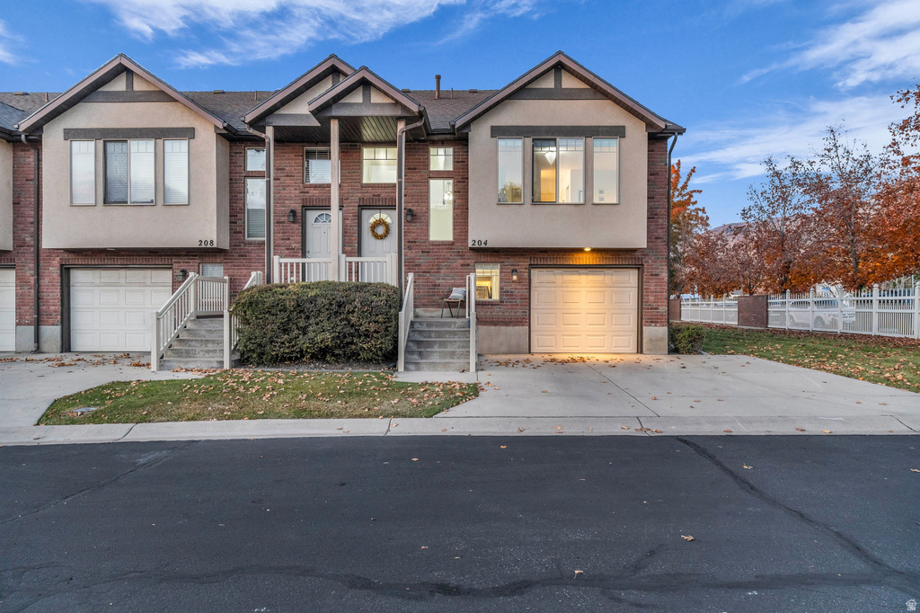 204 W LYMAN LN Bountiful, UT 84010