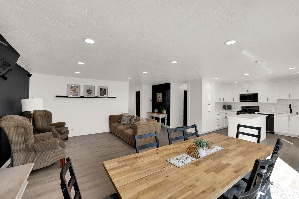 7361 S 2700 W West Jordan, UT 84084