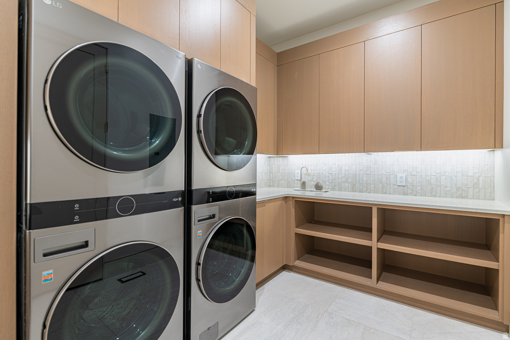 4242 S WAKE ST Hurricane, UT 84737