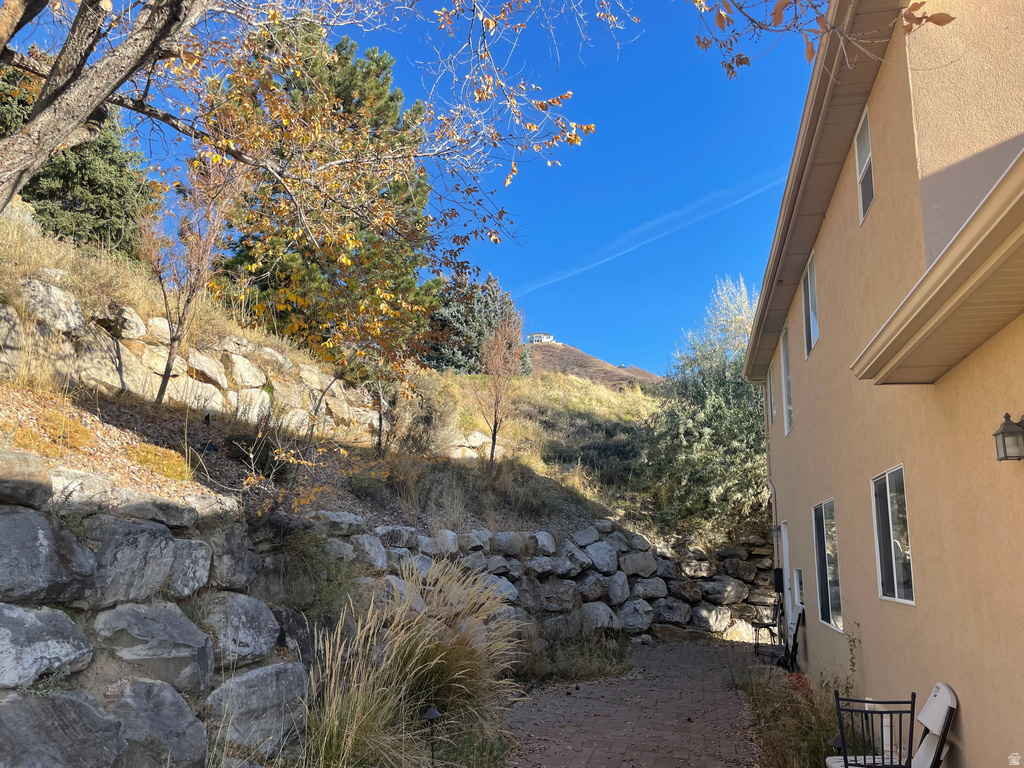 937 WINDSOR LN Bountiful, UT 84010