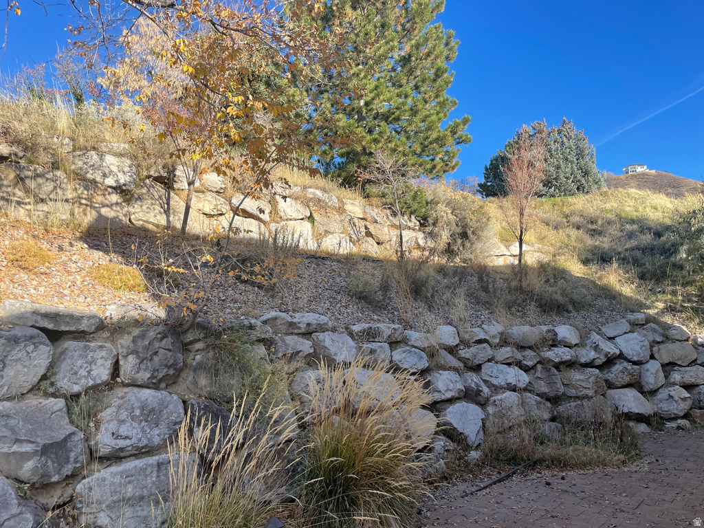 937 WINDSOR LN Bountiful, UT 84010