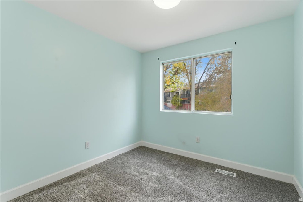 2995 W WESTCOVE DR West Valley City, UT 84119