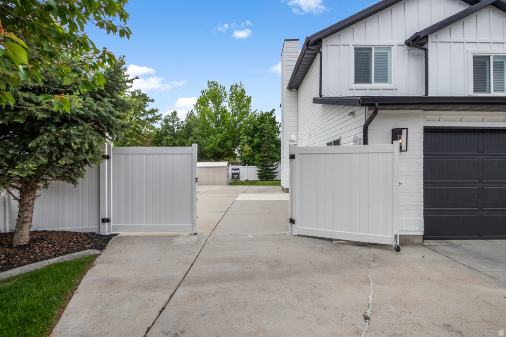 10932 S SEGOVIA CIR Sandy, UT 84094