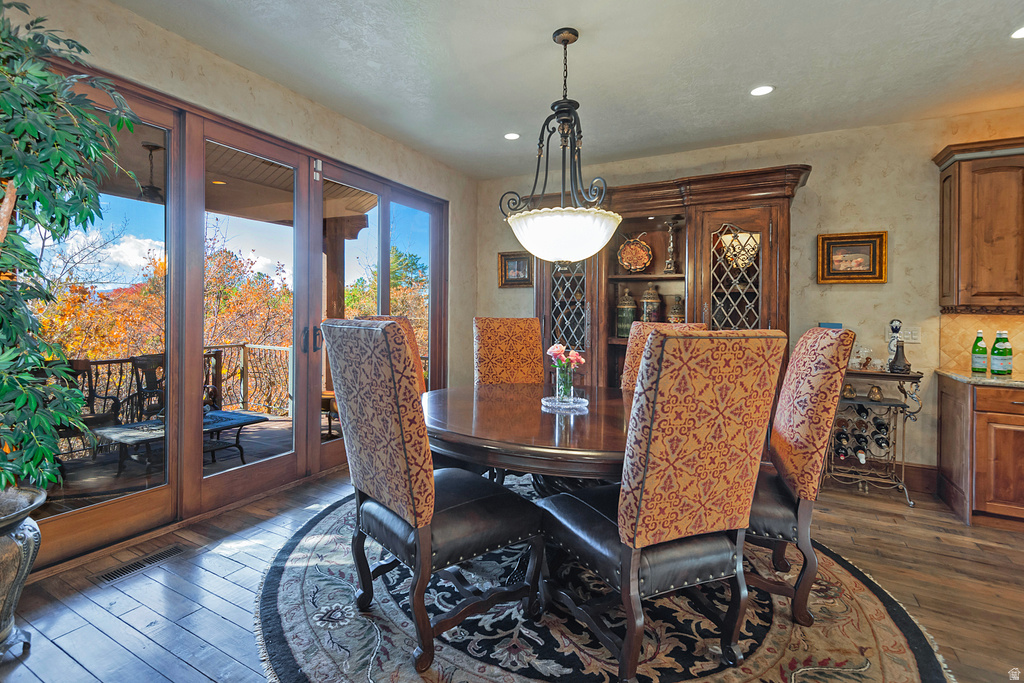 8778 S FALCON HEIGHTS LN Sandy, UT 84093